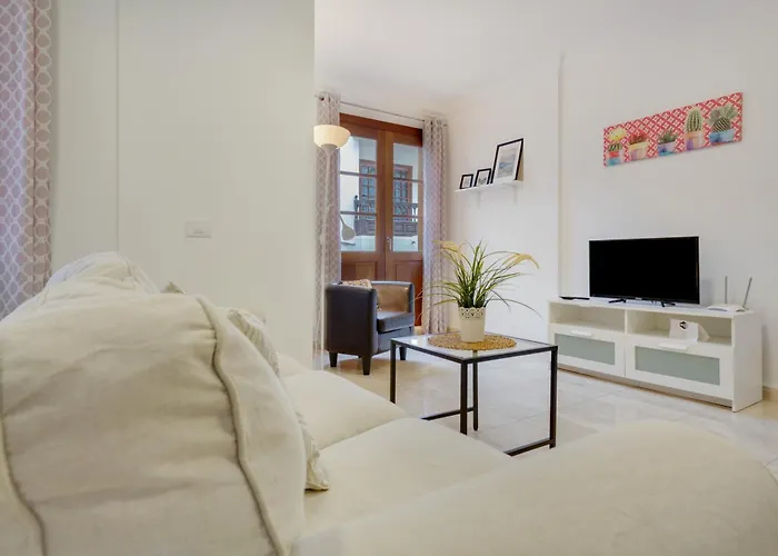 Appartement Rolycar 102 *