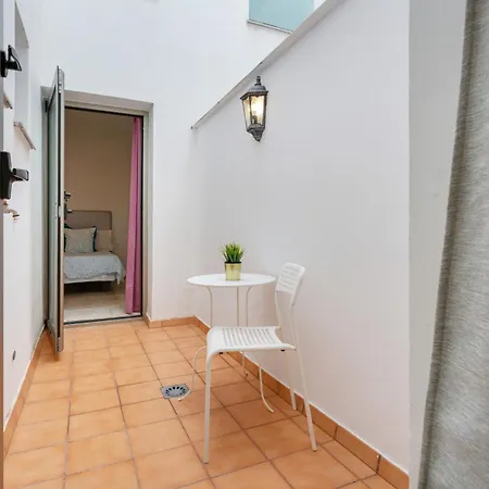 Rolycar 102 * Икод-де-лос-Винос